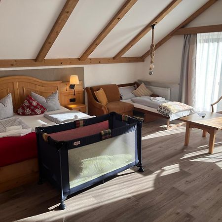 Hotel-Garni Kalkbrennerhof Пфронтен Екстериор снимка