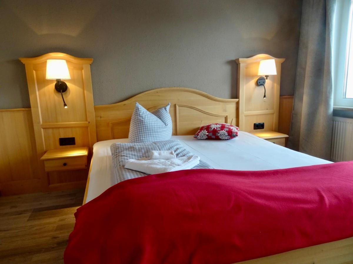 Hotel-Garni Kalkbrennerhof Пфронтен Екстериор снимка